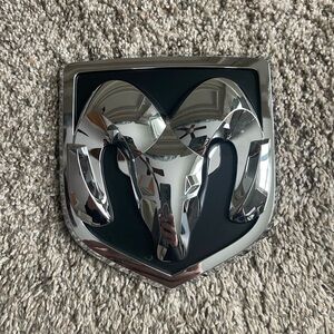 2015 dodge ram 1500 Chrome Ram Emblem front
